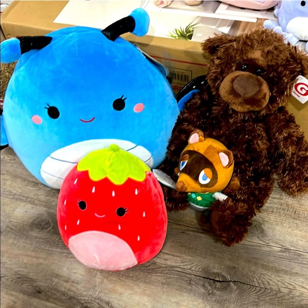 Stuffed animal bundle